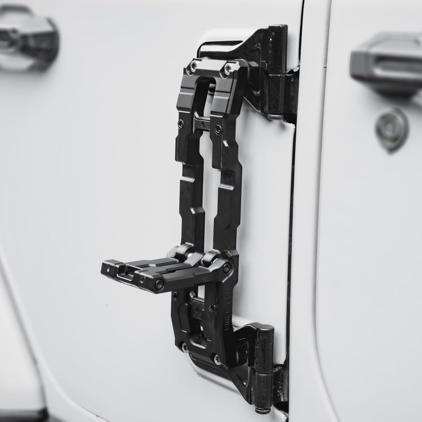 ドアヒンジステップアルミ折りたたみフットペダルJeep Wrangler 2007-2018 JK JKU、2018-2023 JL JLU JTに対応ブラック
